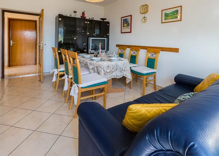 Apartment Apartment Marija I Boris Novi Vinodolski